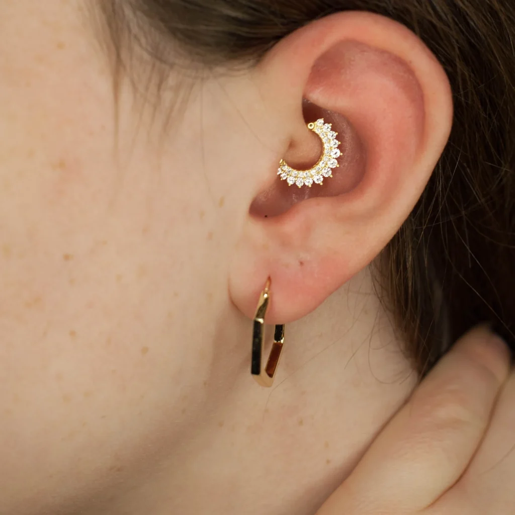 Ear Piercing Ideas For Oval Face Women
