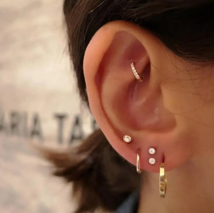 Ear Piercing Ideas For Round Face Women