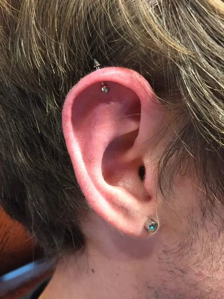 Ear Piercing Ideas For Round Face Men [2025]